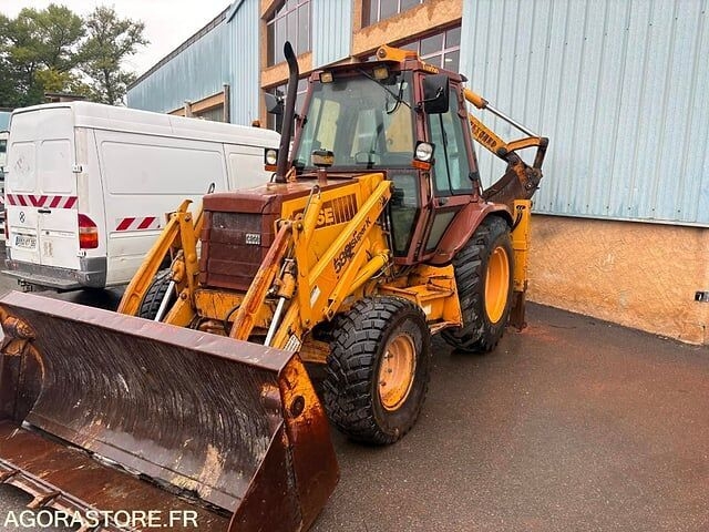 Baggerlader Case 580 SK 4X4- Photo 3