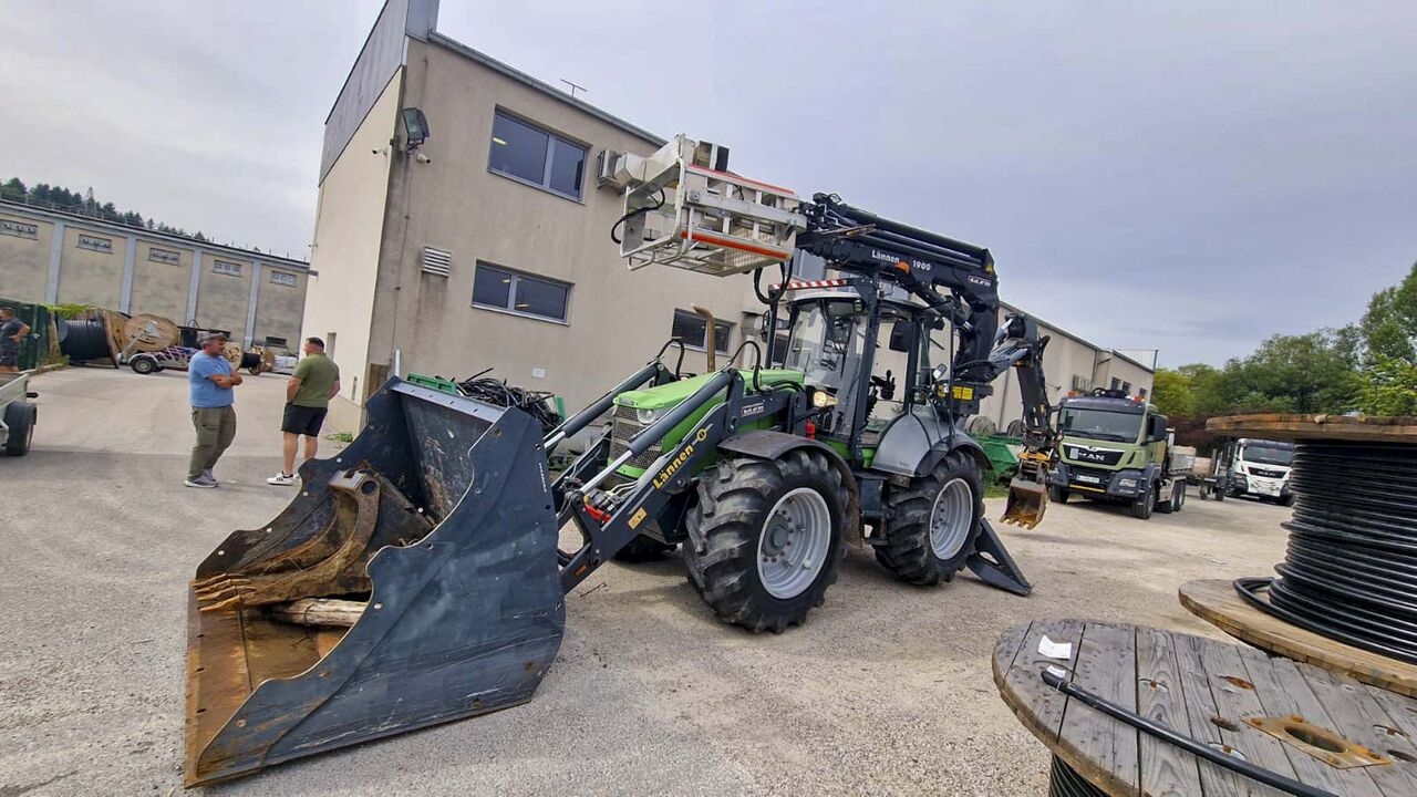 Backhoe loader Lännen 8800K- Photo 2