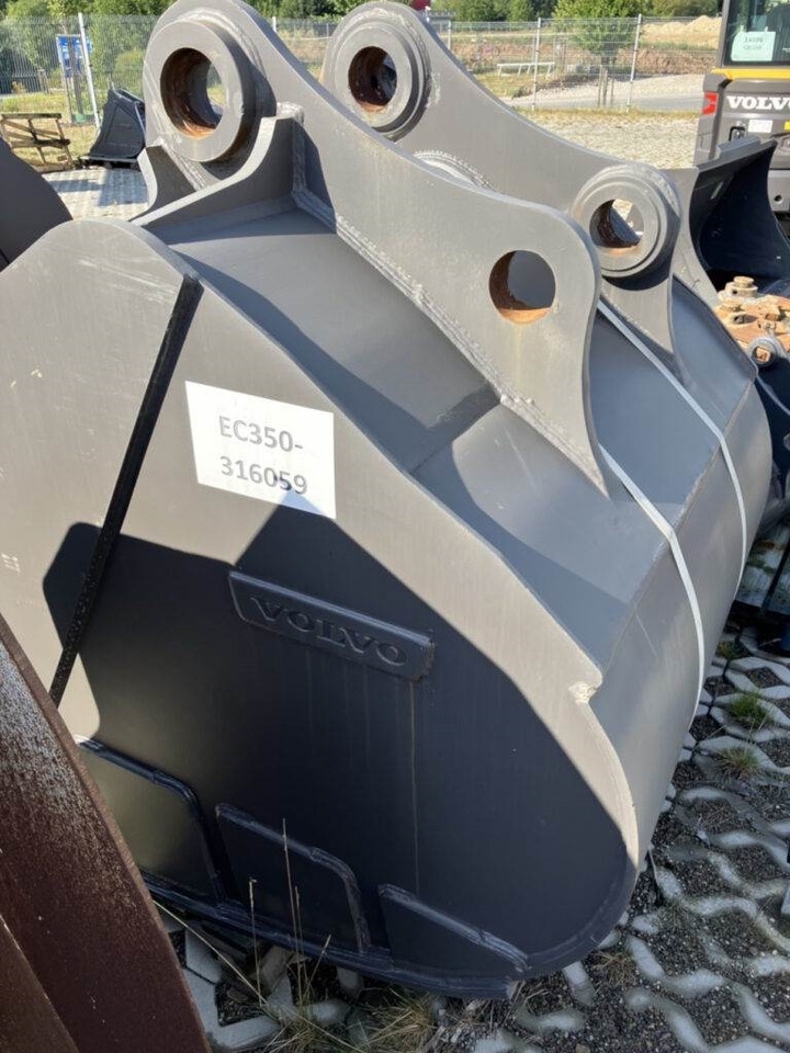 Baggerlader Volvo Tieflöffel mit Zähnen - Festanbau Volvo Tieflöffel mit Zähnen - Festanbau- Photo 2