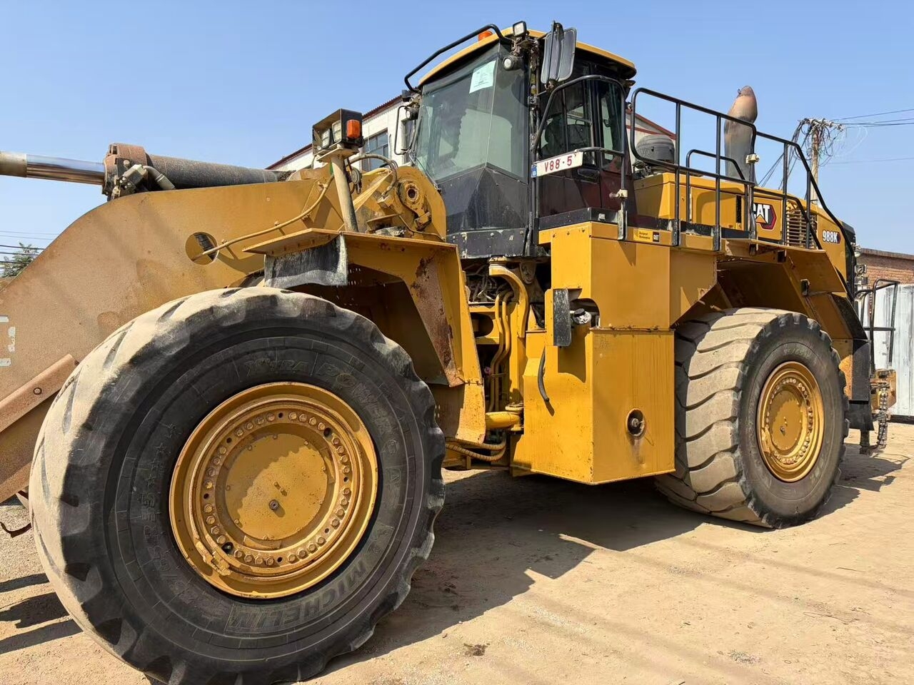 Backhoe loader CATERPILLAR 988K- Photo 5