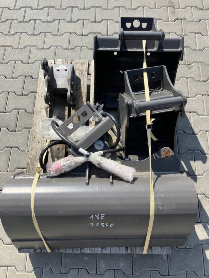 Baggerlader Volvo Löffelset inkl. Schnellwechsler für EC18 Volvo Löffelset inkl. Schnellwechsler für EC18- Photo 5