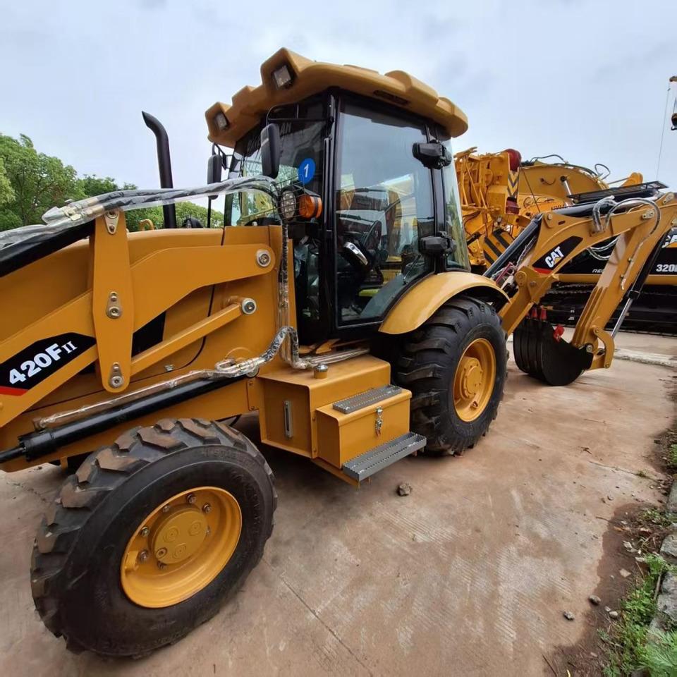 Baggerlader CAT 420F Backhoe Loader CAT 420F Backhoe Loader- Photo 4