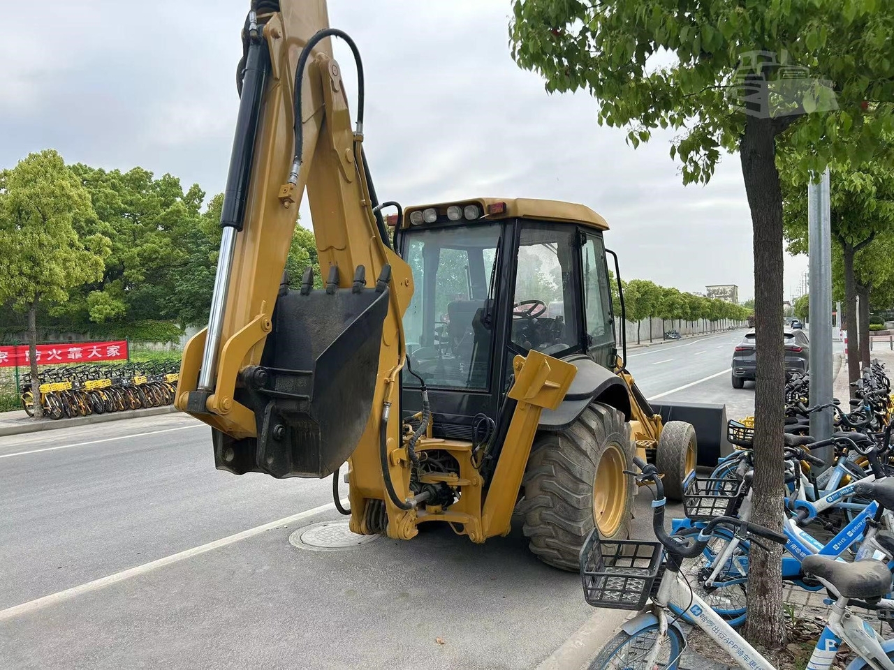 Backhoe loader 580 580- Photo 4