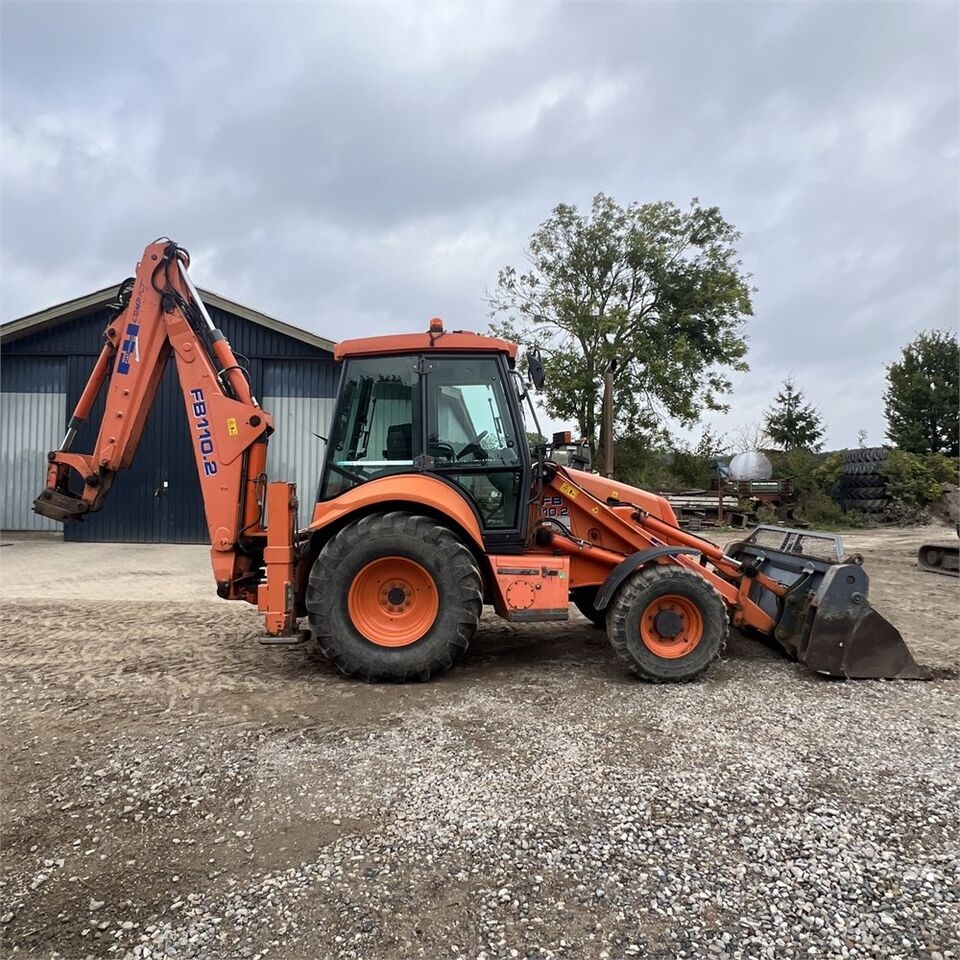 Baggerlader Fiat-Hitachi FB110 / 2 - 4 ps- Photo 2