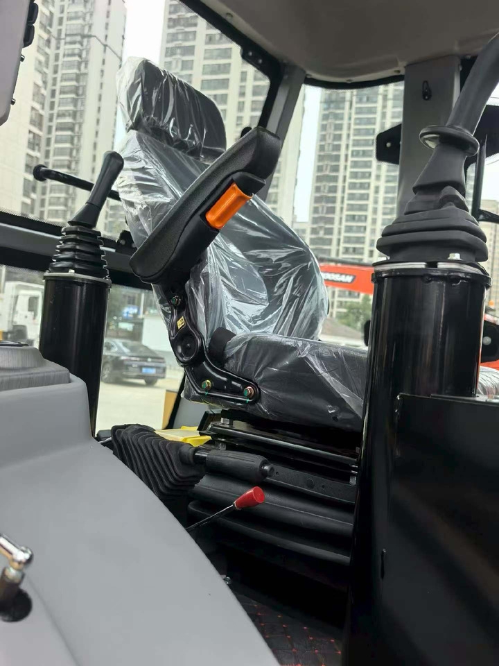 Baggerlader New and Used Mini Excavator Wheel 420 Cat 416 420f 420e 430 Second Hand Jcb 4cx 4WD Bobcat Towable Backhoe Loader New and Used Mini Excavator Wheel 420 Cat 416 420f 420e 430 Second Hand Jcb 4cx 4WD Bobcat Towable Backhoe Loader- Photo 4