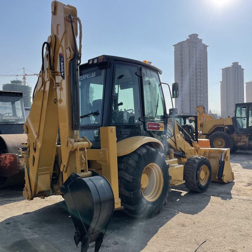 Baggerlader CAT 420F2 backhoe loader CAT 420F2 backhoe loader- Photo 5