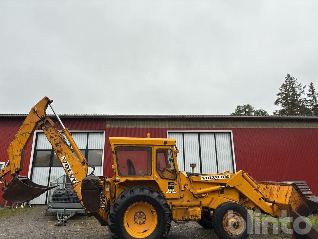 Backhoe loader Traktorgrävare Volvo BM GM 616- Photo 4