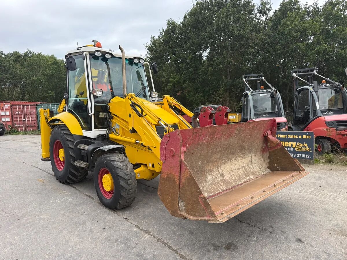 Baggerlader JCB 3CX Platinum Edition Stock No T770- Photo 4