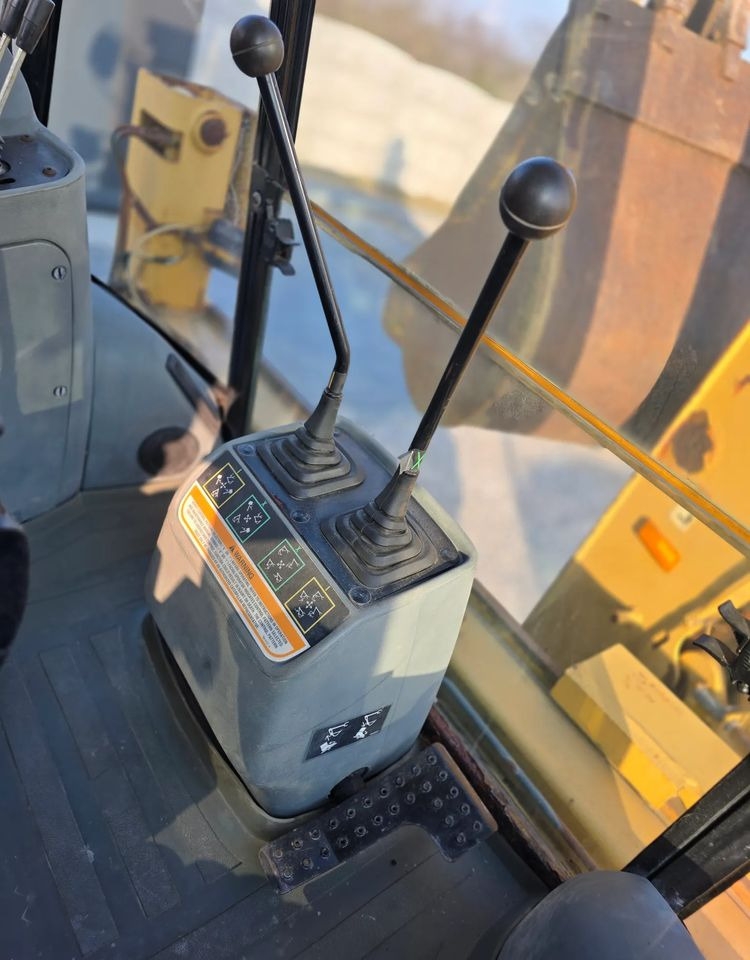 Baggerlader Caterpillar Caterpillar- Photo 5