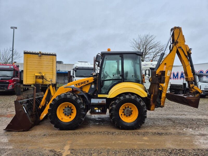 Koparko-ładowarka 970 Elite //good condition// 4 in 1 bucket /for 970 Elite //good condition// 4 in 1 bucket /for- Photo 2