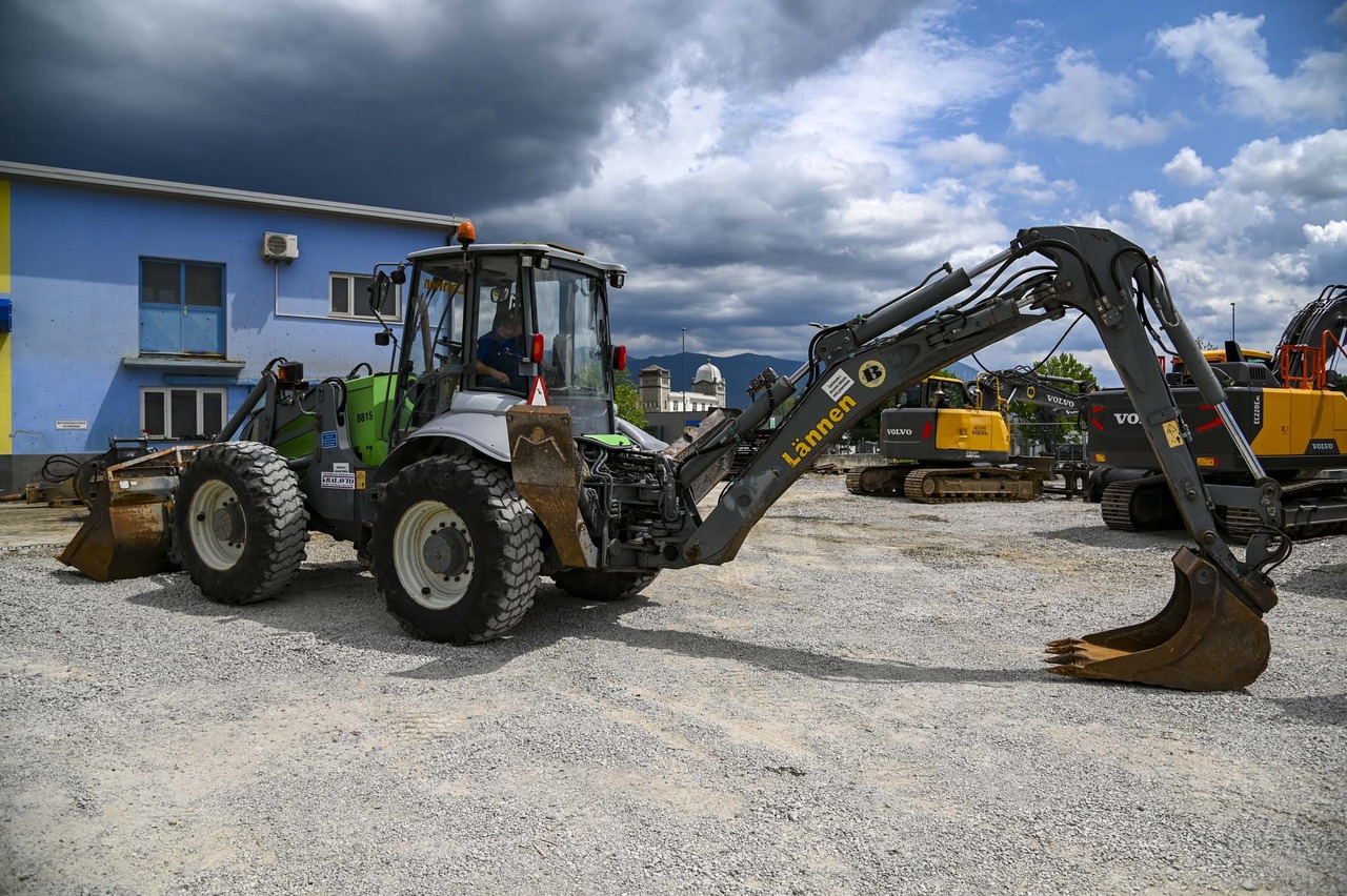 Baggerlader 8600E 8600E- Photo 4