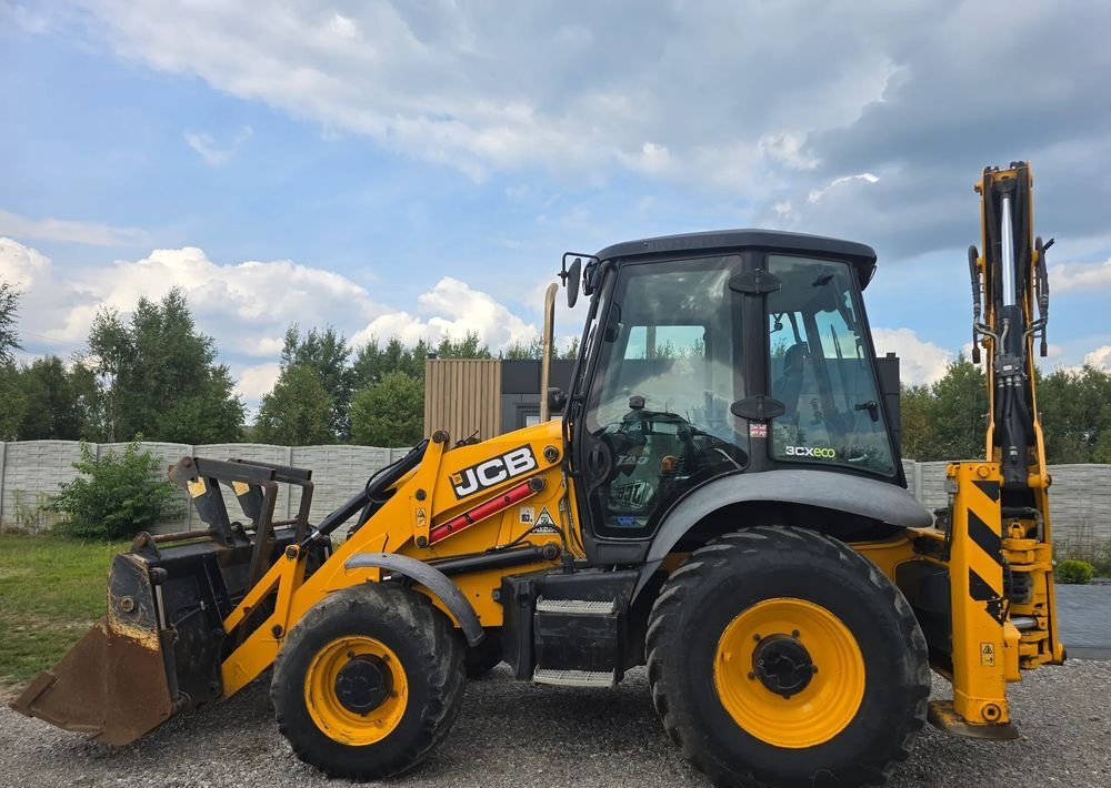 Backhoe loader JCB- Photo 5