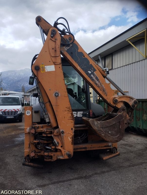 Graaflaadmachine TRACTOPELLE CASE 580T de 2012 n° 1136 TRACTOPELLE CASE 580T de 2012 n° 1136- Photo 4