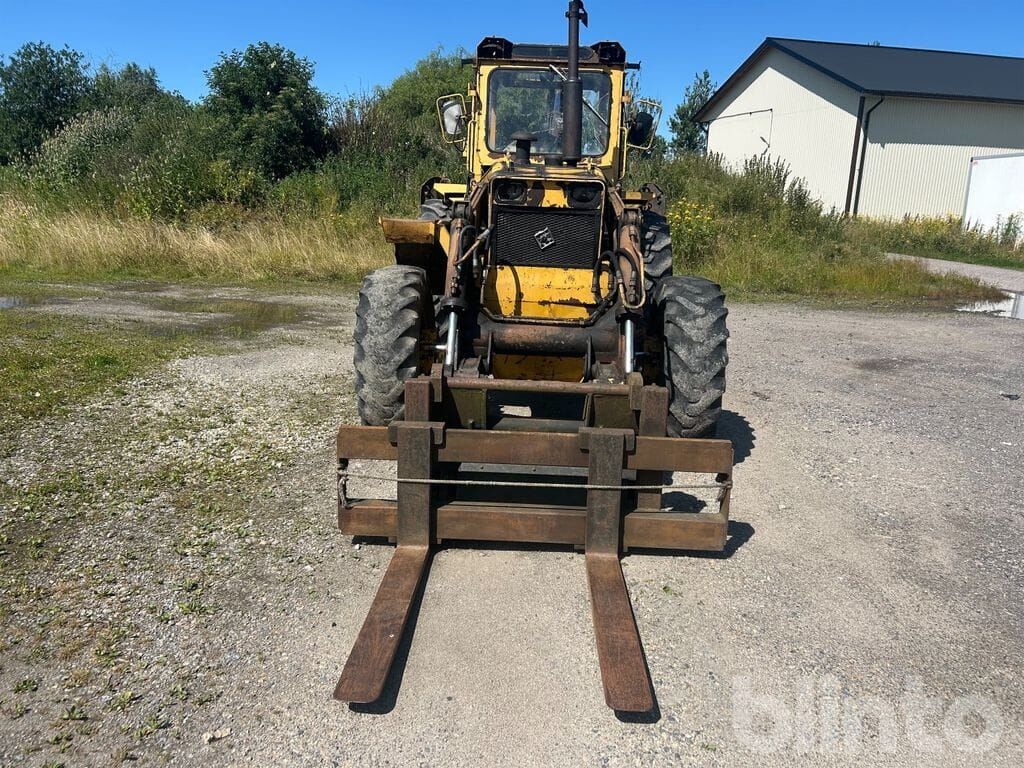 Baggerlader Traktorgrävare flertal redskap Volvo BM 646- Photo 2