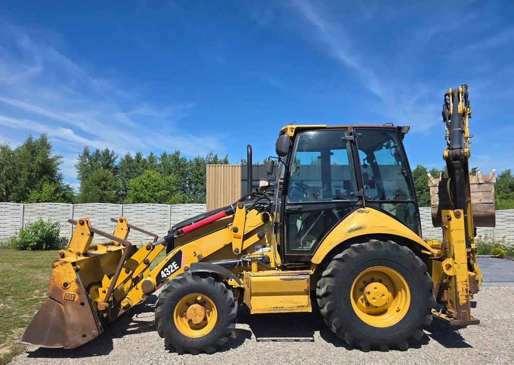 Backhoe loader Caterpillar- Photo 4