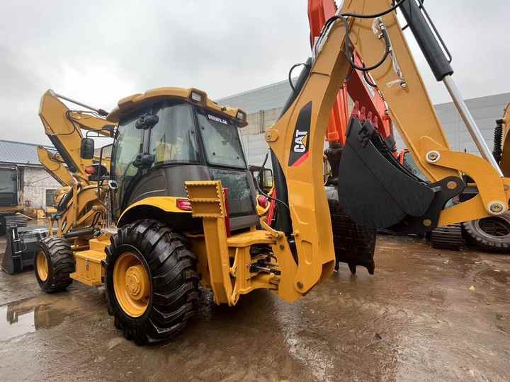 Baggerlader Backhoe loader CAT 420F loader used cheap CAT 420F loader and digger in good running condition on sale Backhoe loader CAT 420F loader used cheap CAT 420F loader and digger in good running condition on sale- Photo 4