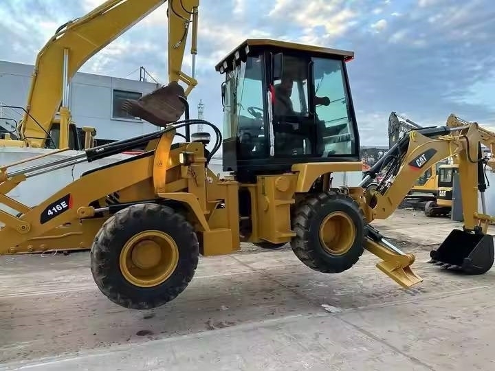 Backhoe loader- Photo 5