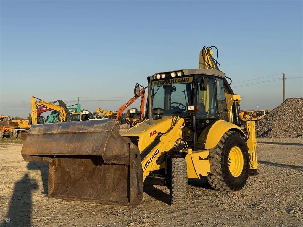 Koparko-ładowarka- Photo 2