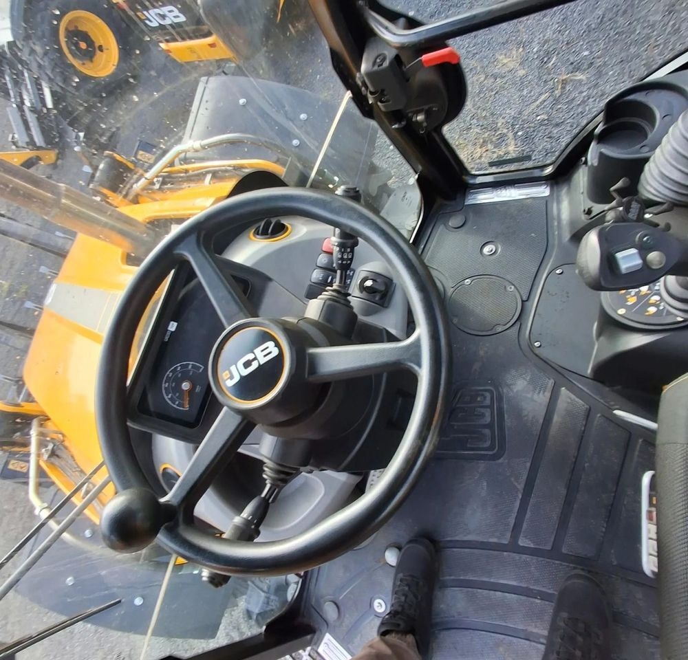 Baggerlader JCB 4CX Plus AEC JCB 4CX Plus AEC- Photo 2