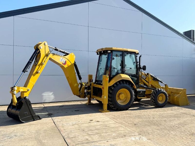 Baggerlader 424 4WD - Hammer Lines / Airco 424 4WD - Hammer Lines / Airco- Photo 3
