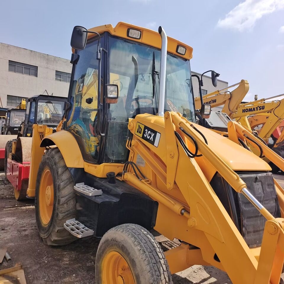 Backhoe loader JCB 3CX 3000+ units in stock JCB 3CX 3000+ units in stock- Photo 4