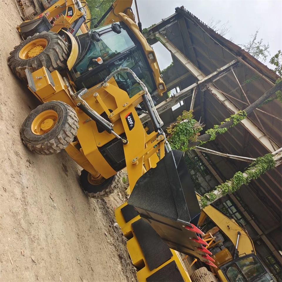 Koparko-ładowarka 420F 100% 2026YEAR 0 HOUR NEW MACHINE 420F 100% 2026YEAR 0 HOUR NEW MACHINE- Photo 2