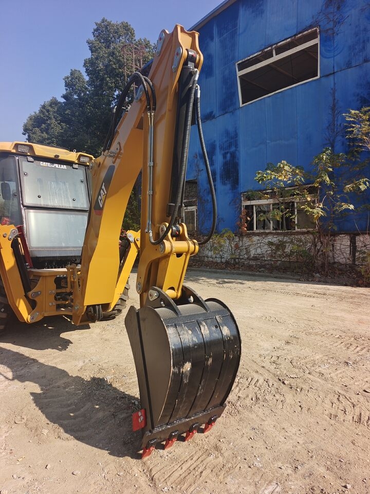 Baggerlader CATERPILLAR 420F- China Biggest Supplier 3000 units in stock- Photo 3