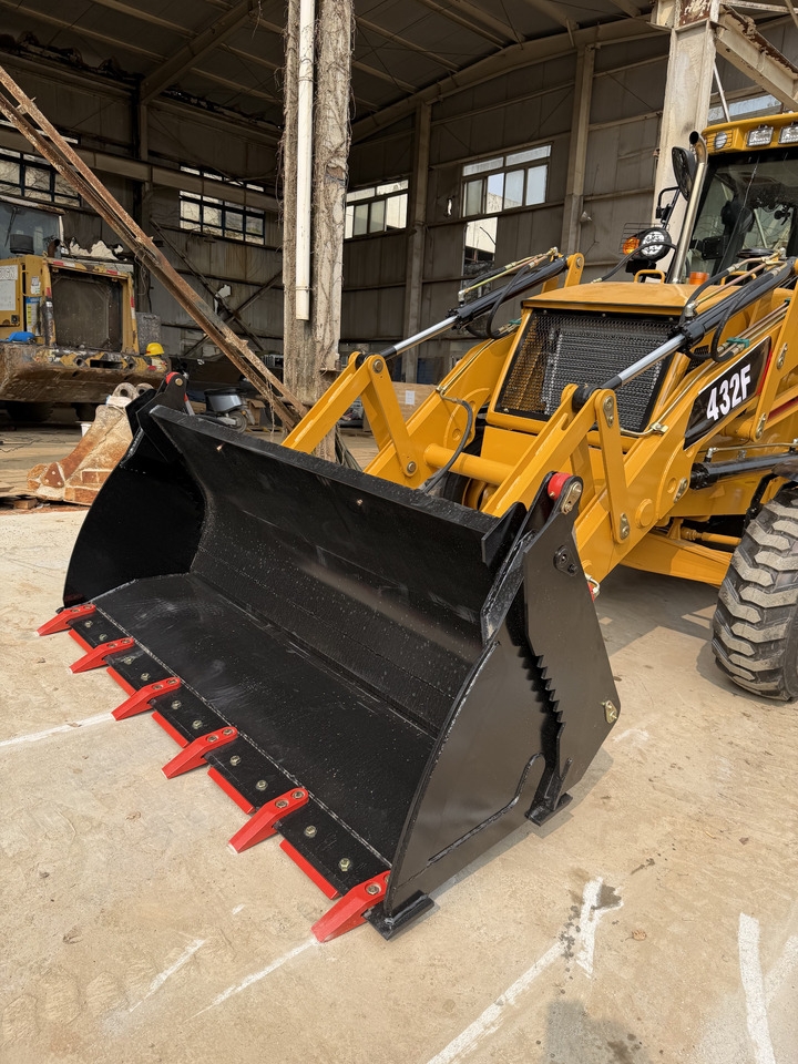 Koparko-ładowarka 423F BRAND NEW 423F BRAND NEW- Photo 2