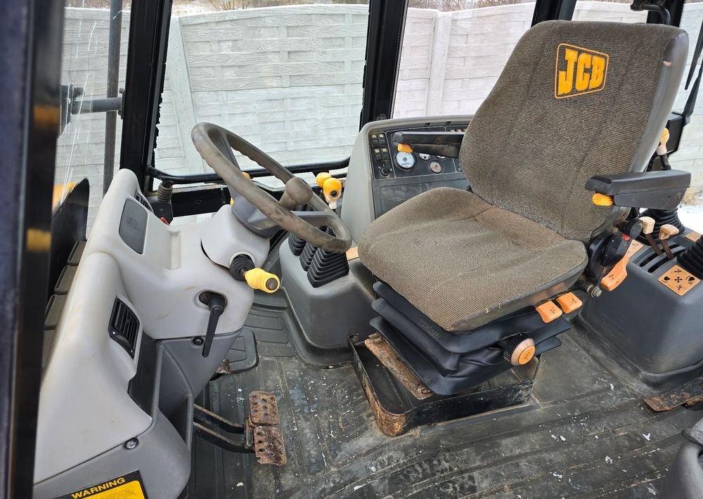 Backhoe loader JCB JCB- Photo 3