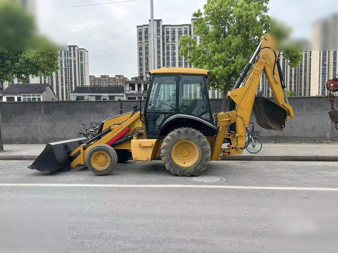 Baggerlader 580 580- Photo 5