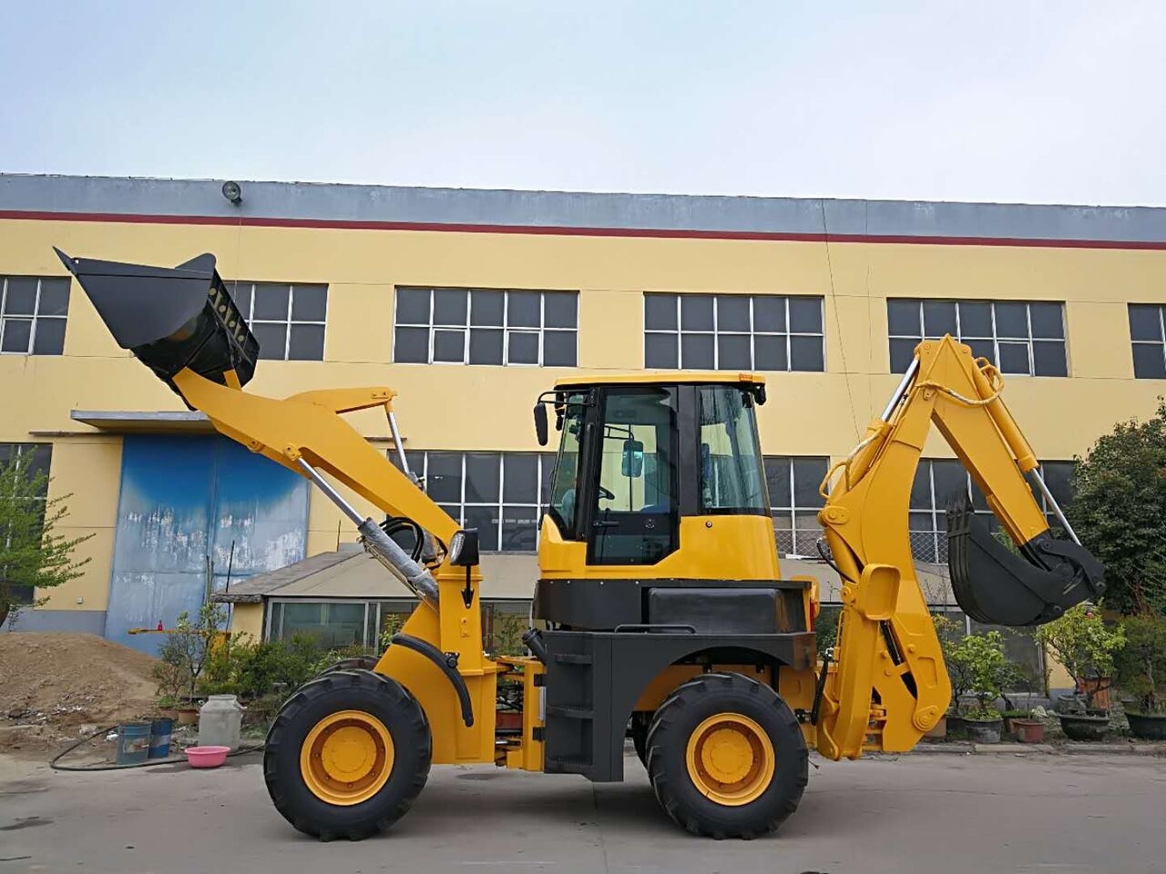 Backhoe loader HT30-25 Backhoe Loader HT30-25 Backhoe Loader- Photo 5