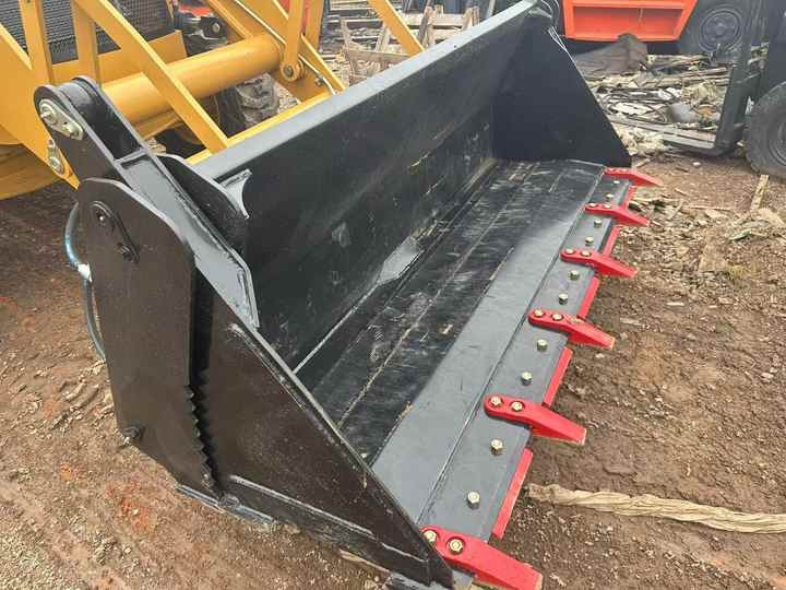 Backhoe loader Used Wheel Loader CAT420F Caterpillar 420F Mini Construction Machinery Mini Wheel Skid Steer Loader in Stock [ Copy ] [ Copy ] Used Wheel Loader CAT420F Caterpillar 420F Mini Construction Machinery Mini Wheel Skid Steer Loader in Stock [ Copy ] [ Copy ]- Photo 5