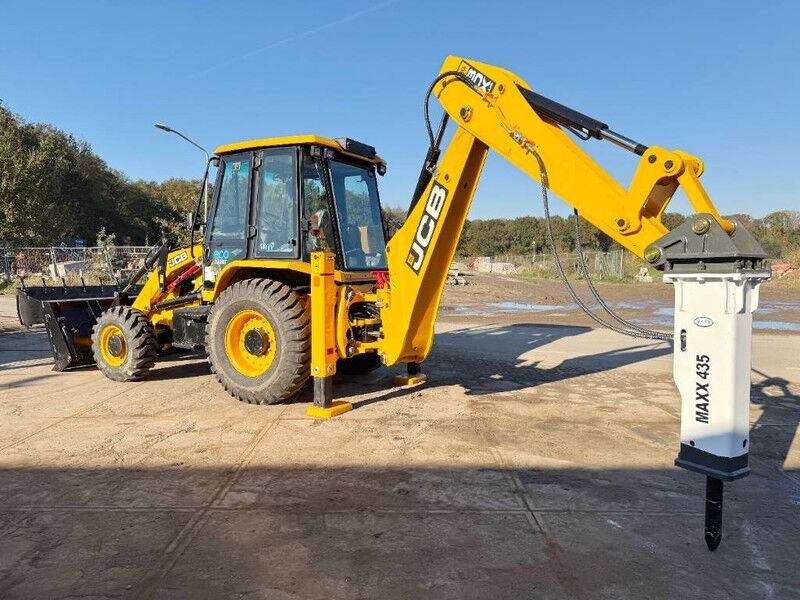 Backhoe loader 3DX / 3CX Plus 4WD - 4/1 Bucket + Hammer 3DX / 3CX Plus 4WD - 4/1 Bucket + Hammer- Photo 2