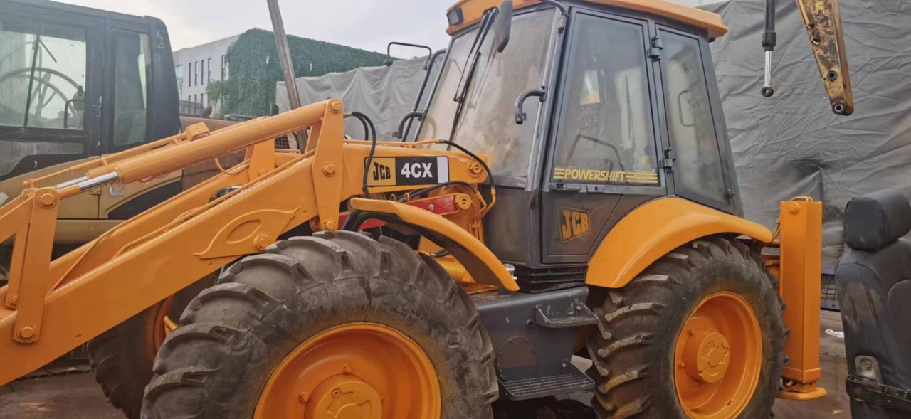 Koparko-ładowarka JCB 4CX JCB 4CX- Photo 2