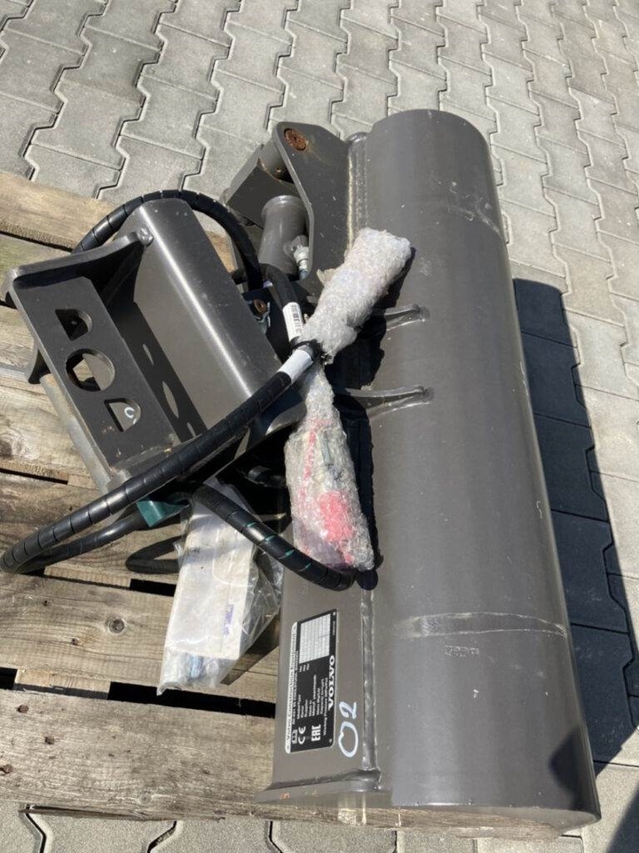 Baggerlader Volvo Löffelset inkl. Schnellwechsler für EC18 Volvo Löffelset inkl. Schnellwechsler für EC18- Photo 4