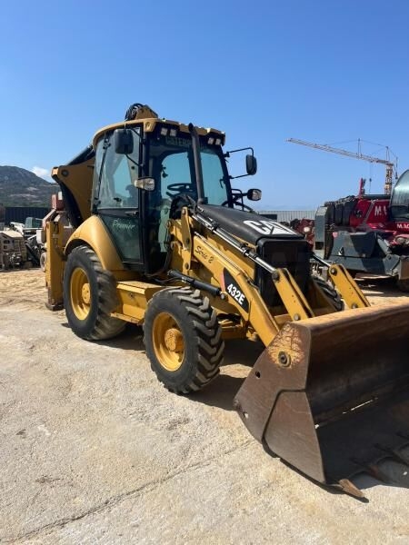 Backhoe loader Caterpillar 432E- Photo 4