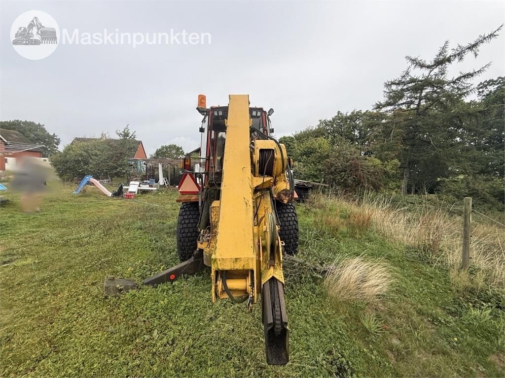 Backhoe loader Huddig 760- Photo 4