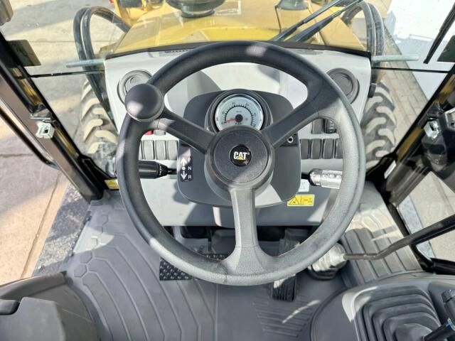 Backhoe loader 2025 Caterpillar CAT424 4WD BACKHOE LOADERS, Hammer Lines / Airco / Side Shift 2025 Caterpillar CAT424 4WD BACKHOE LOADERS, Hammer Lines / Airco / Side Shift- Photo 5