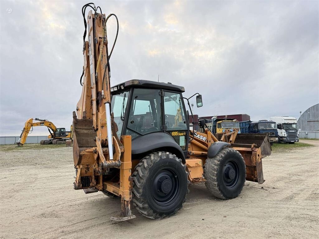 Backhoe loader Case 695 SR-4PS- Photo 3
