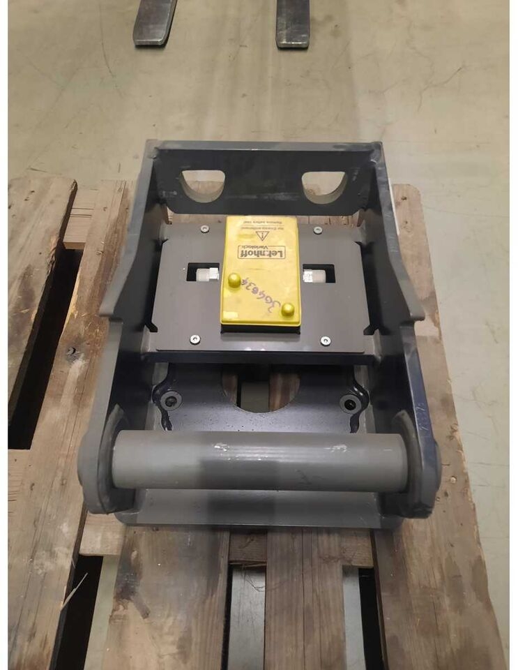 Koparko-ładowarka LEHNHOFF VL80 EXCAVATOR ATTACHMENT / SCREW ADAPTER FULLY HYDRAULIC LEHNHOFF VL80 EXCAVATOR ATTACHMENT / SCREW ADAPTER FULLY HYDRAULIC- Photo 4