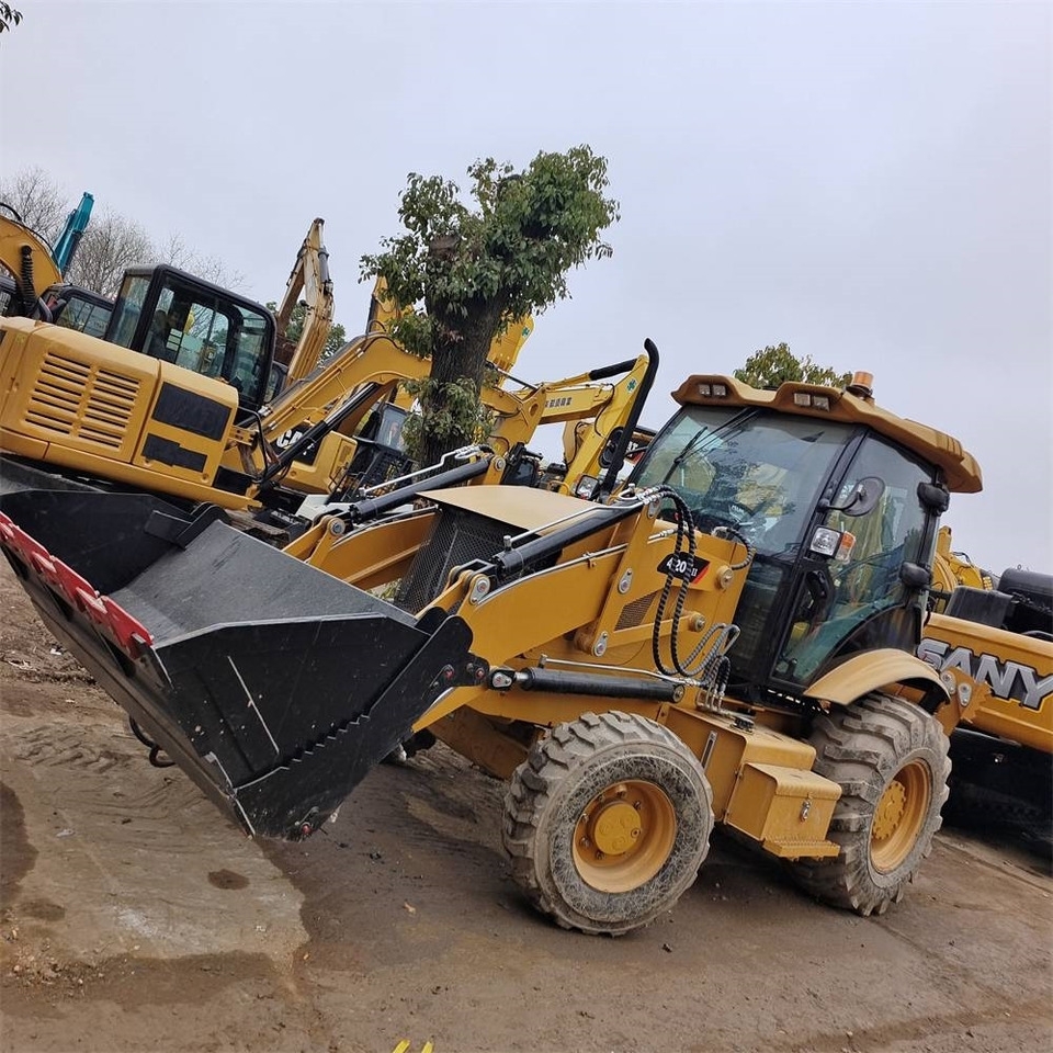 Backhoe loader CAT 420 F CAT 420 F- Photo 2