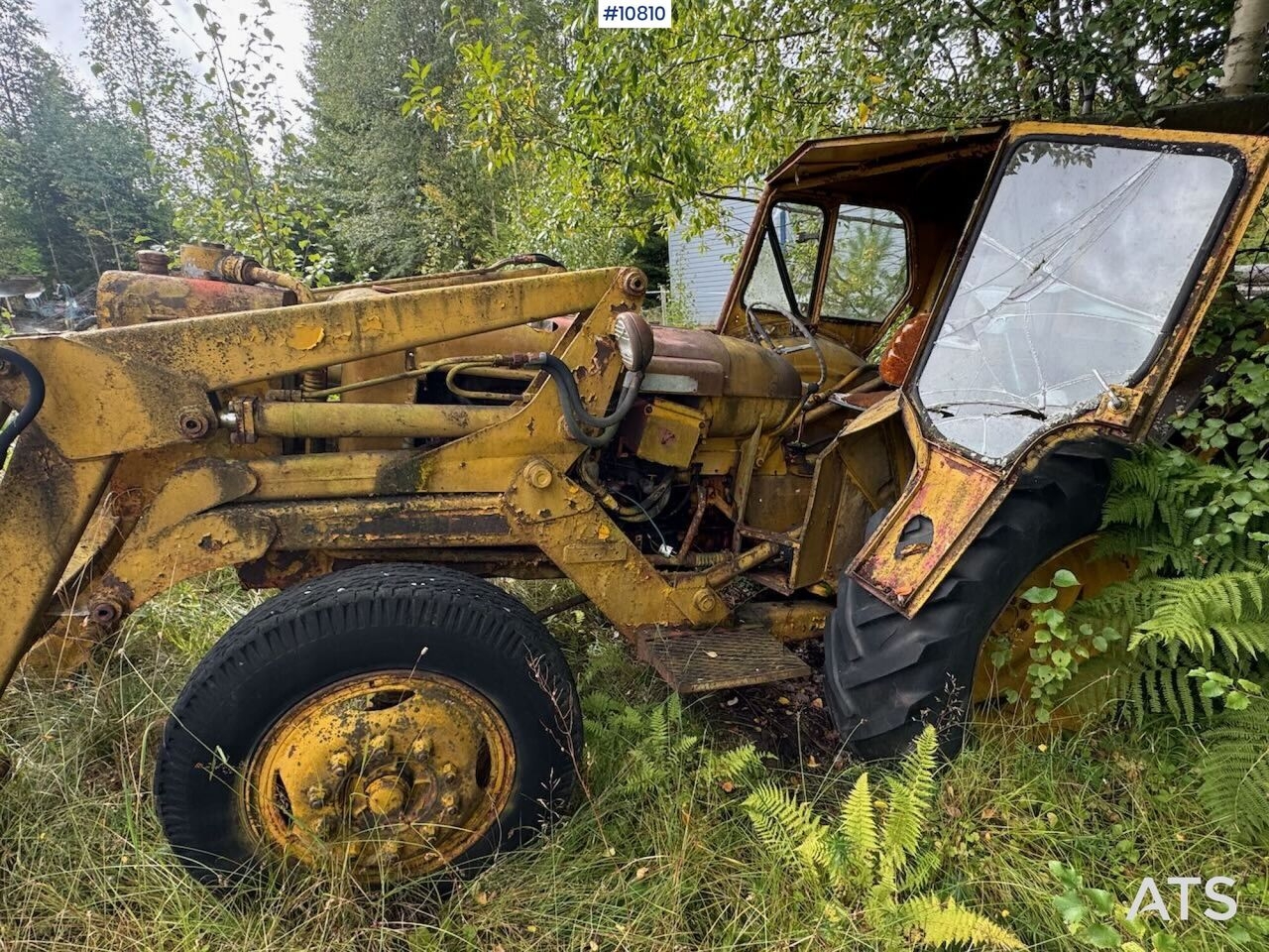Baggerlader Nuffield Backhoe loader – Repair project- Photo 4