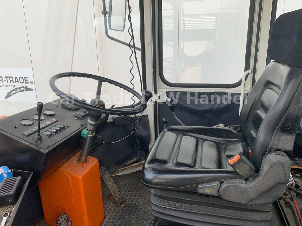 Koparko-ładowarka Schaeff SKB 902 Schaeff SKB 902- Photo 5