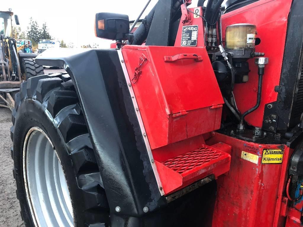 Backhoe loader- Photo 4