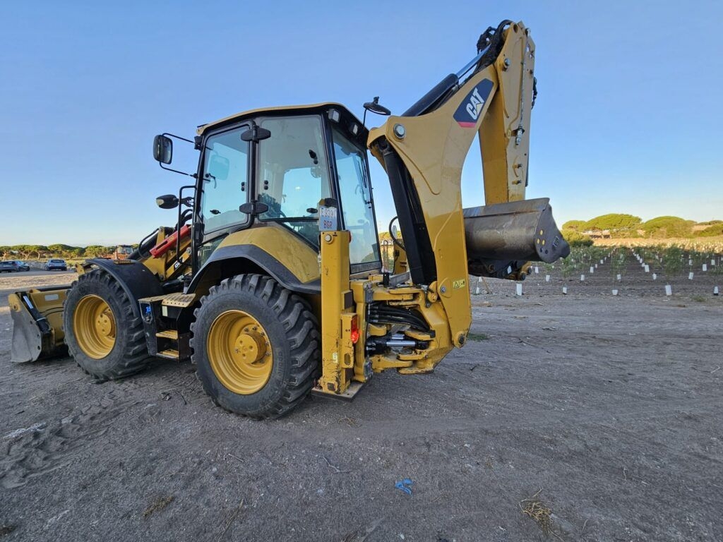 Baggerlader CAT 434F2- Photo 3