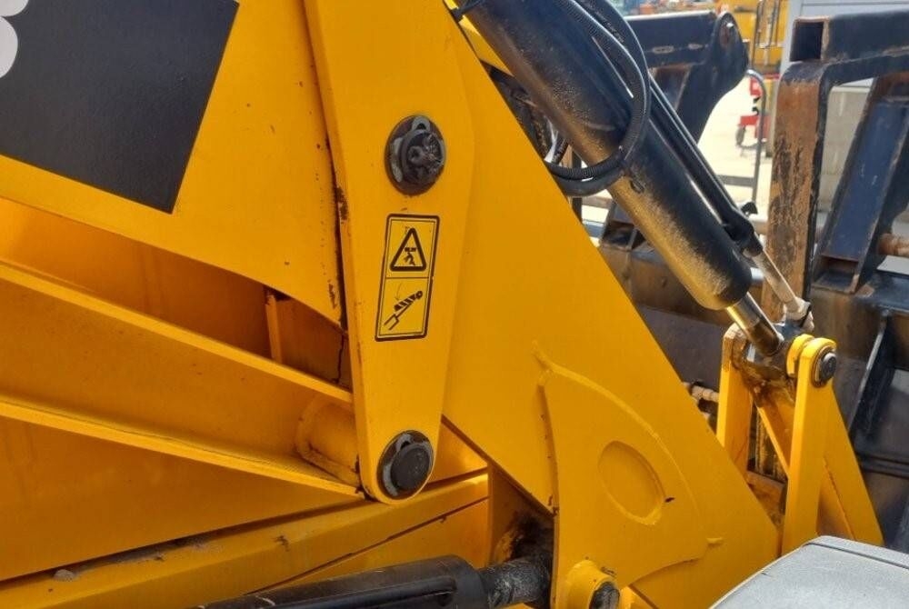 Backhoe loader JCB 3 CX ECO- Photo 4