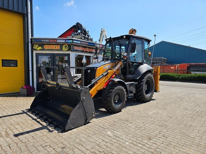 Baggerlader 570SV AC / 4x4 / Lepels / Telescopic 570SV AC / 4x4 / Lepels / Telescopic- Photo 2