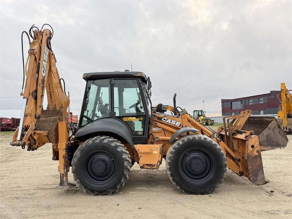 Backhoe loader Case 695 SR-4PS- Photo 2