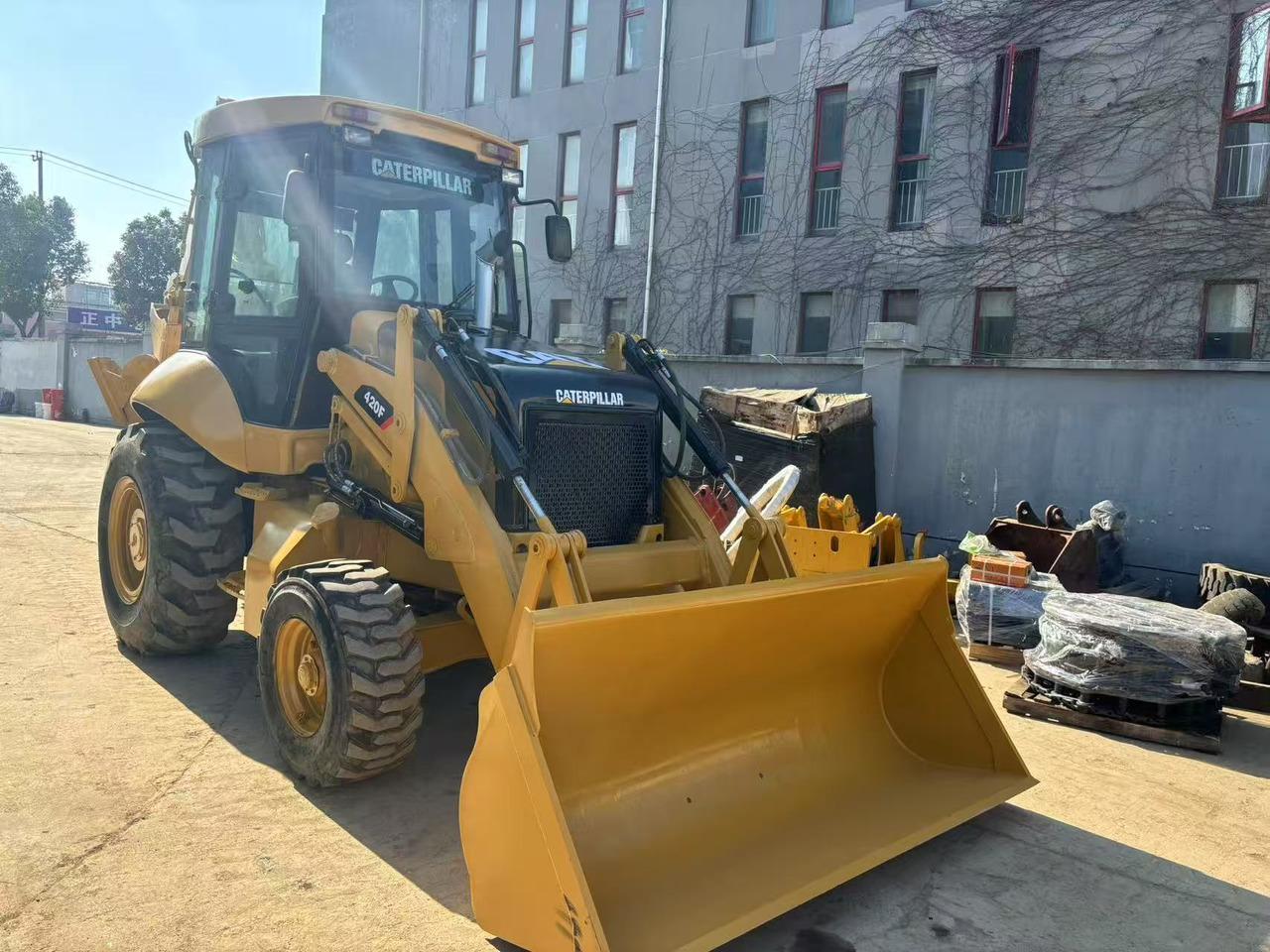 Baggerlader 420 Backhoe Loader CAT 420 420F 420F2 with telescopic boom JCB 3CX 4CX 420 Backhoe Loader CAT 420 420F 420F2 with telescopic boom JCB 3CX 4CX- Photo 4