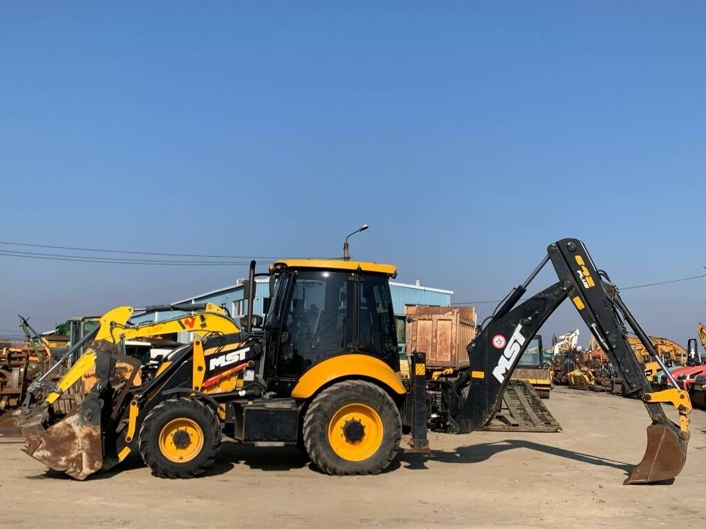Backhoe loader MST 642 Plus MST 642 Plus- Photo 5